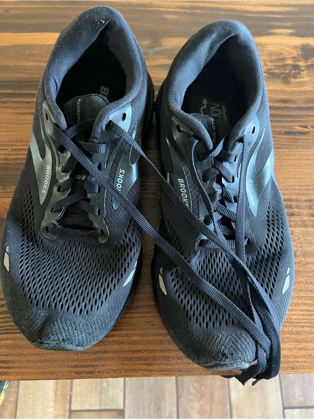 Brooks Black Men's Extra Wide Running Shoes